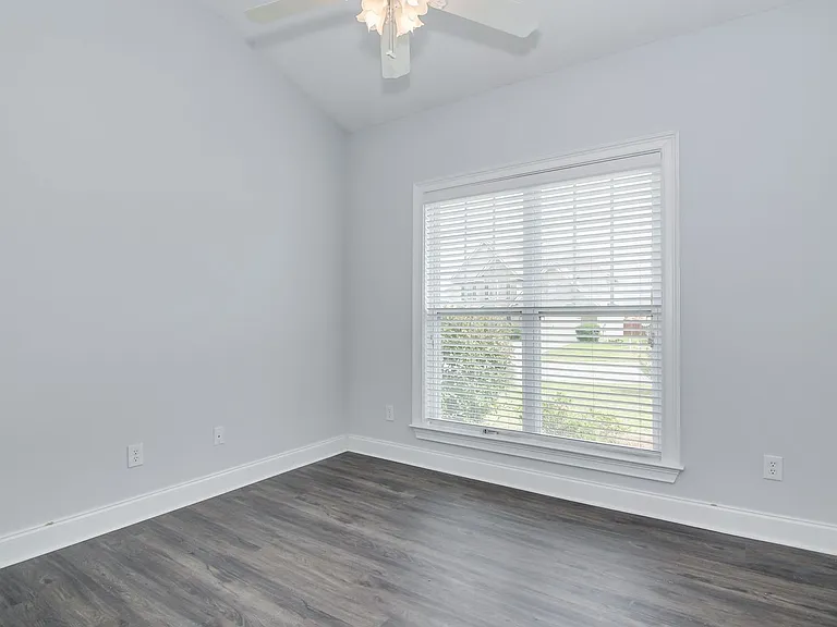 4750 Billie J Dr — Photo 32