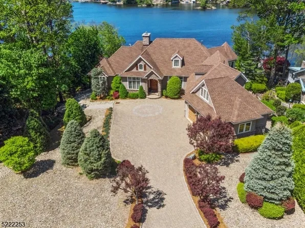 153 New Jersey Ave, Jefferson Twp., NJ 07849