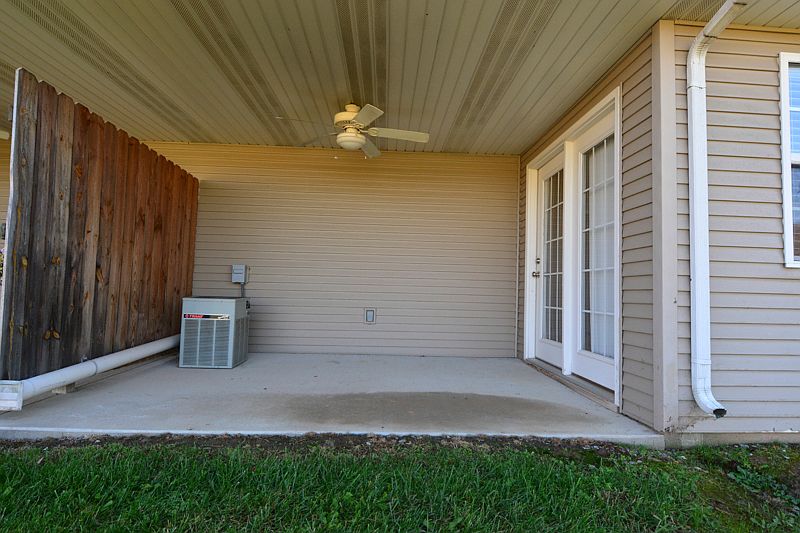 06 Back Porch_1_10172016