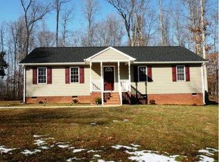 5806 Trenholm Woods Dr, Powhatan, VA 23139