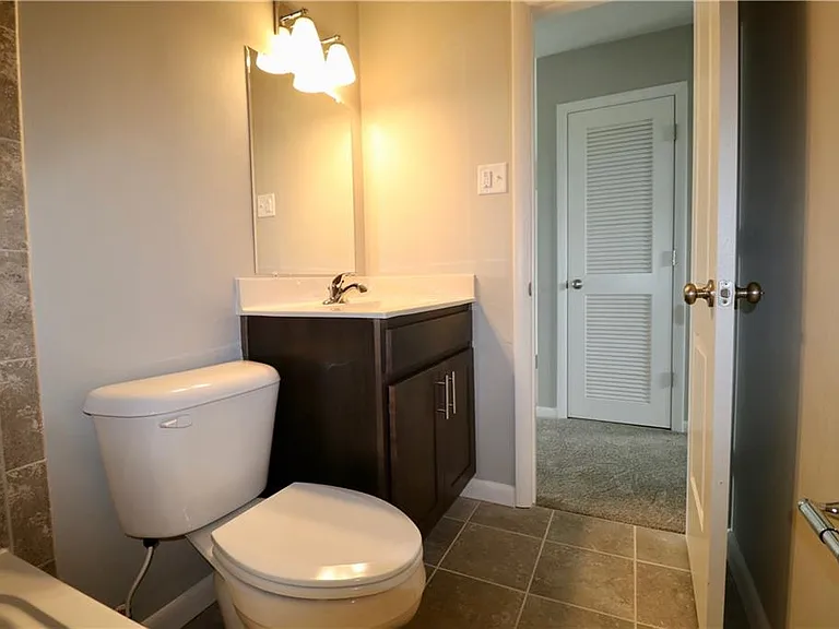 395 Terrace Ave #103 — Photo 9