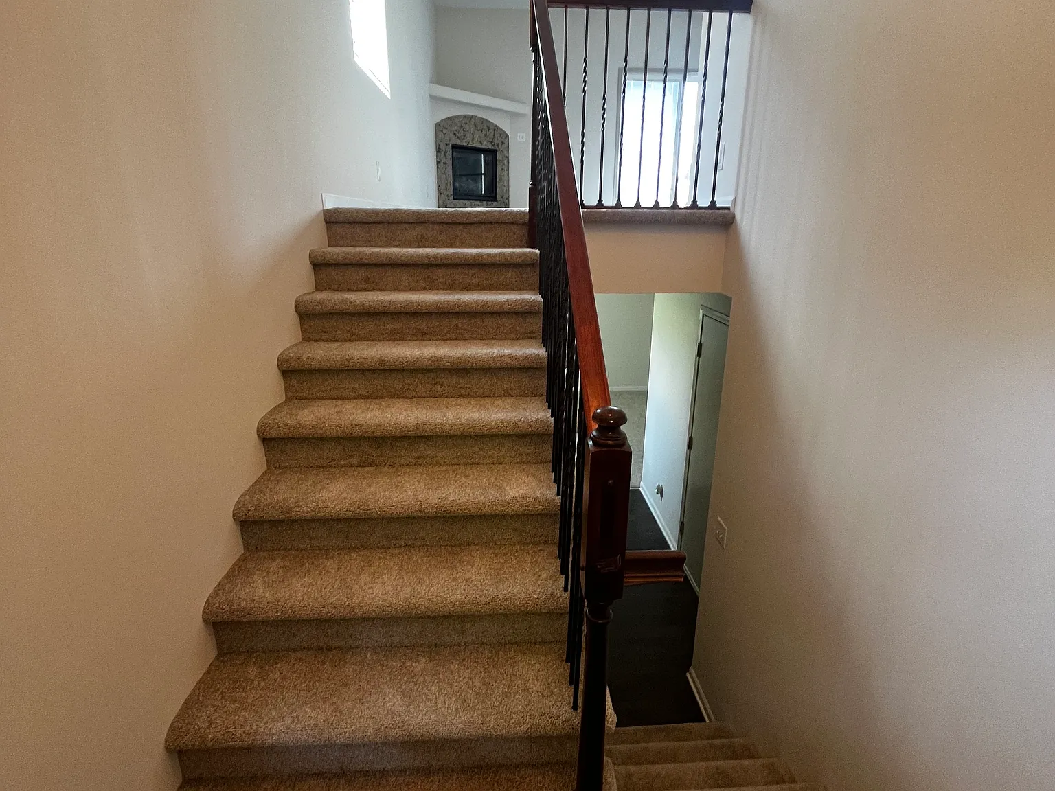 3 bed, 1500 sqft, $2,250 — Photo 4