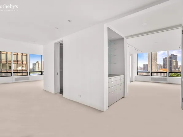 860 United Nations Plaza image 9 of 24