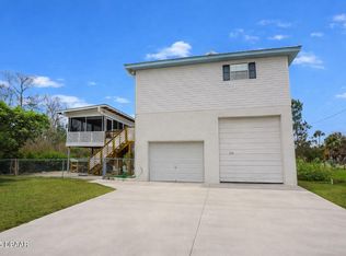 138 SE 904th Ave, Old Town, FL 32680