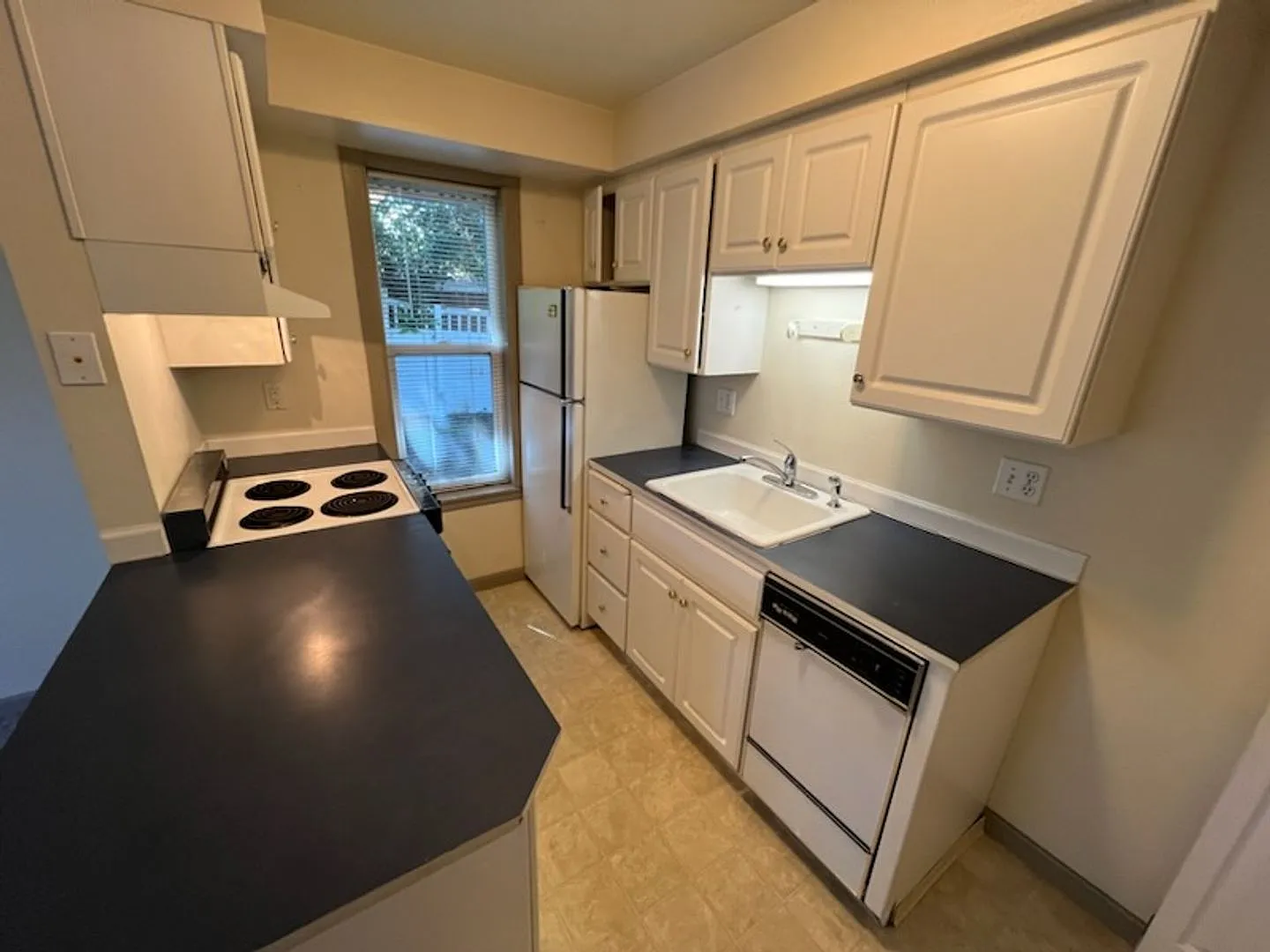 301 Sullivan Street — Photo 4