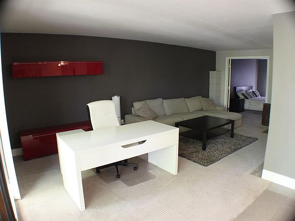 5th image of 911 Fulton Ave APT 418