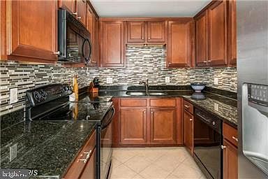 4th image of 6659 Jefferson Ave