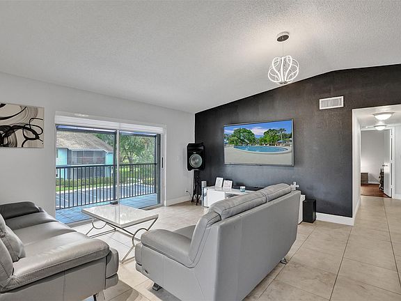 3rd image of 2725 S Oakland Forest Drive #202
