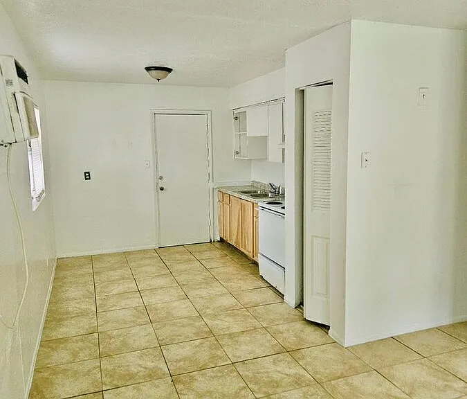 1503 E 140th Ave #B — Photo 5