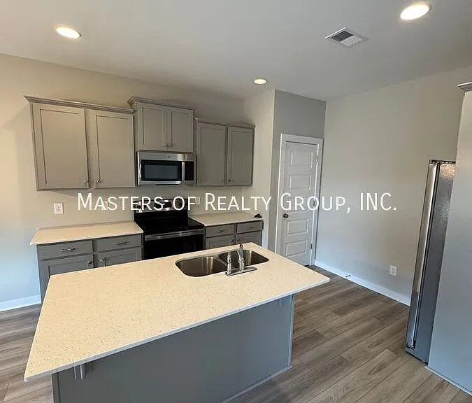 10340 Middleton Rd — Photo 15