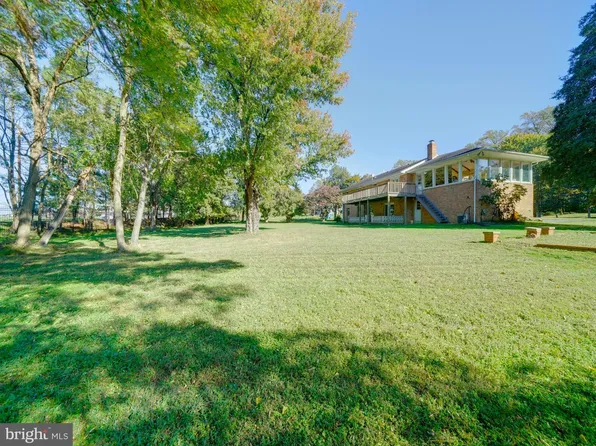 701 Rosier Rd, Fort Washington, MD 20744