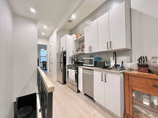 Kitchen, photo 1