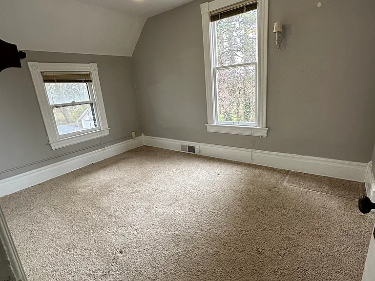 829 Miller Ave #2 — Photo 22