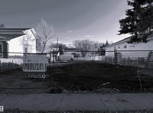 9723 152nd St NW, Edmonton, AB T5P 1W9