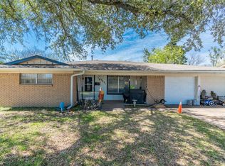 4031 Western Cir, Greenville, TX 75401
