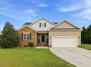 305 Wakefield Dr, Princeton, NC 27569