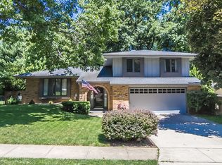 9777 Sunset Ter, Clive, IA 50325