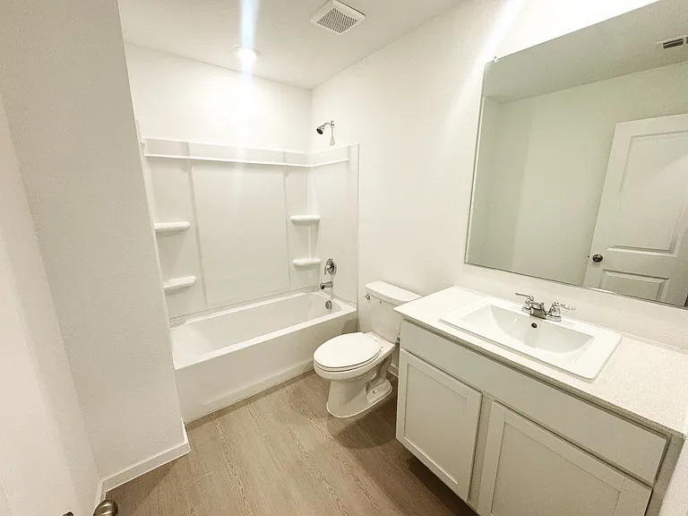 3612 Chambray Dr — Photo 32