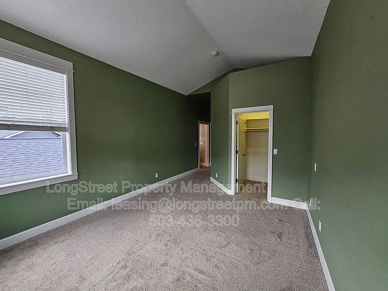 10225 SE Bristol Ln — Photo 19