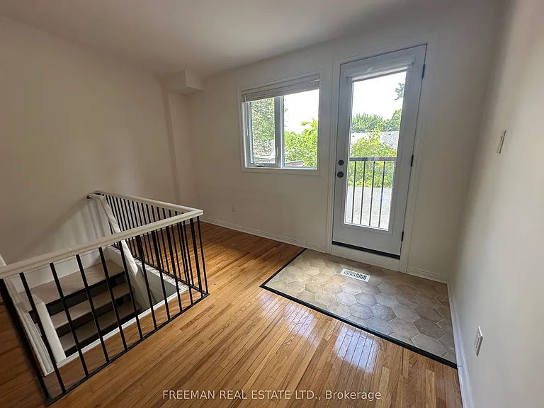 37 Grant St — Photo 19
