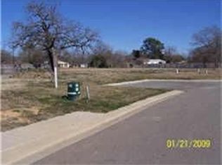 103 Friendswood Cir, Fairfield, TX 75840