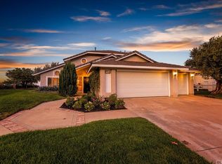 16810 Lake Knoll Pkwy, Riverside, CA 92503