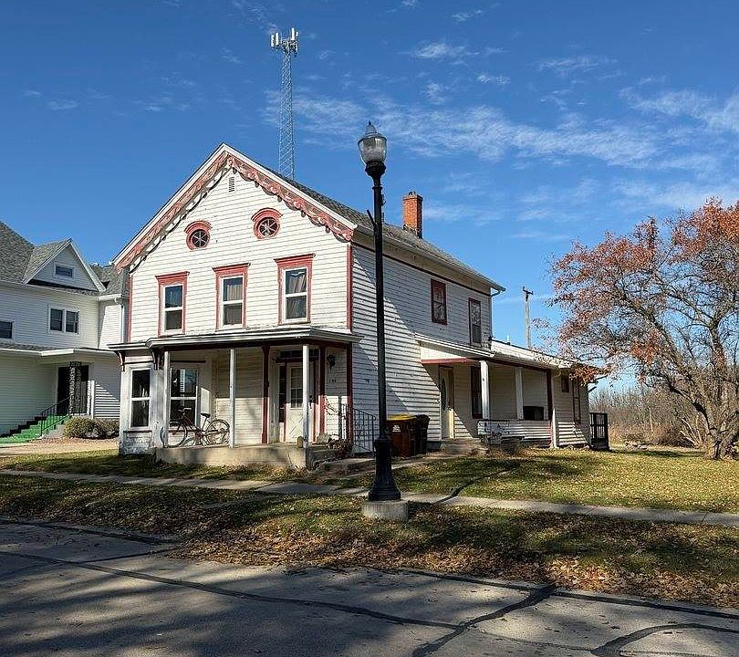 1st image of 106 W High St