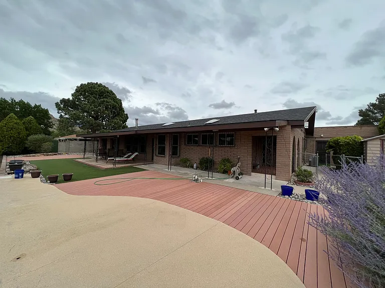 1528 Camino Cerrito SE — Photo 53