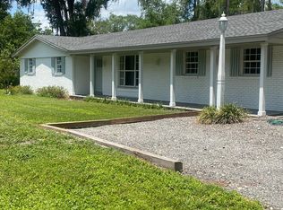 18712 Lake Commiston Dr, Lutz, FL 33549