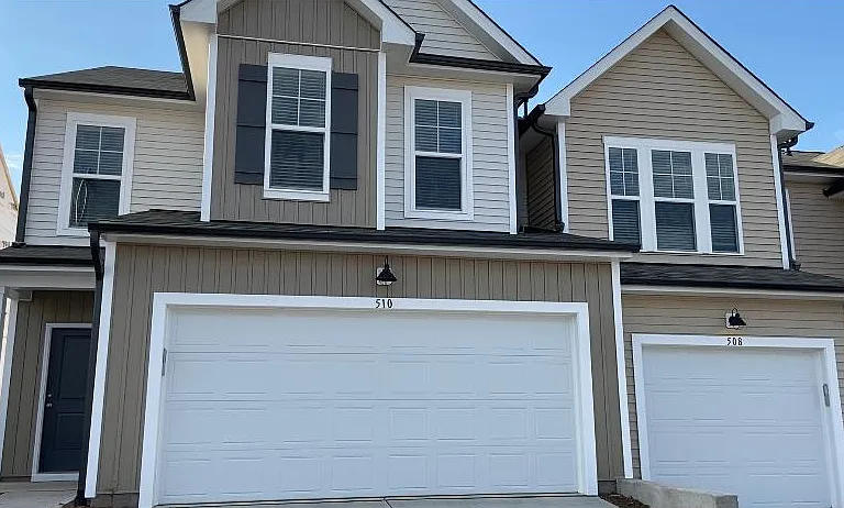 510 Colby Pl — Photo 2
