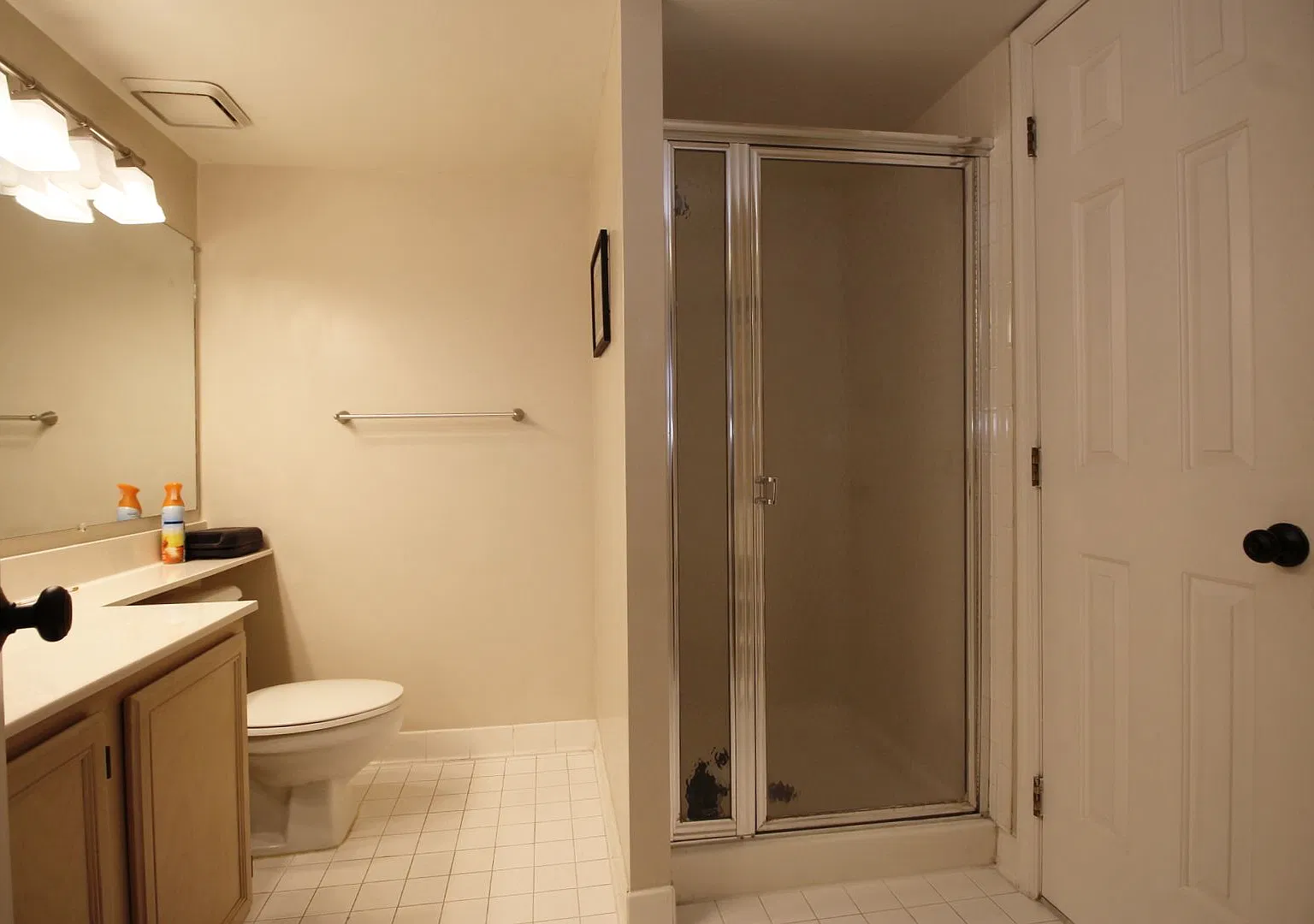 2/2 Condo Braddock Place — Photo 3