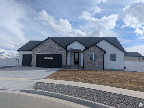 426 E Redwood Ln #119, Grantsville, UT 84029