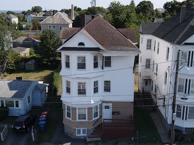 100 Peckham St, New Bedford, MA, 02746