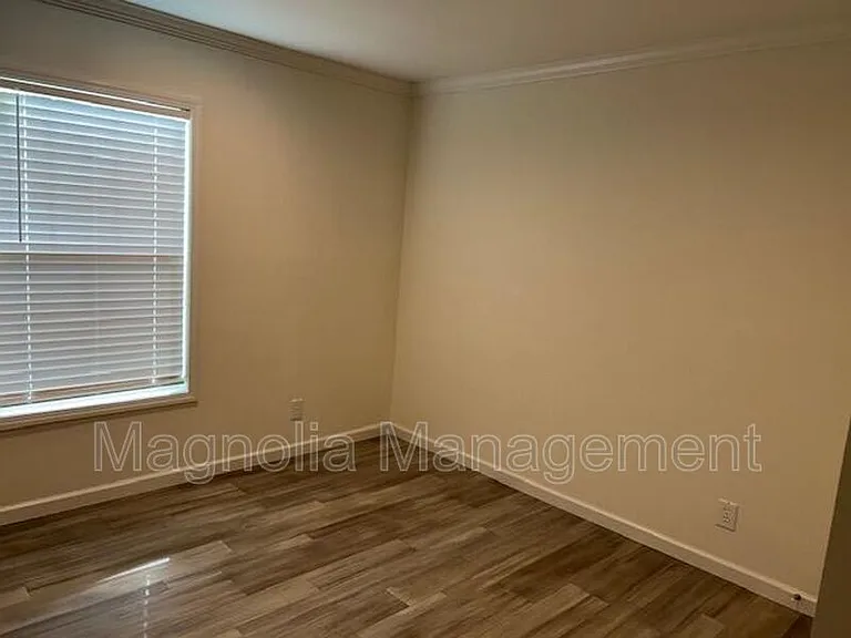3200 Bobbitt Rd — Photo 9