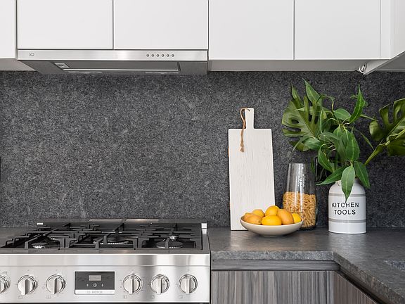 3rd image of 435 Tompkins Ave #502