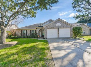 4030 Bentley Dr, Pearland, TX 77584