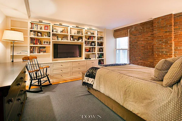 Sold by Town Residential | media 3