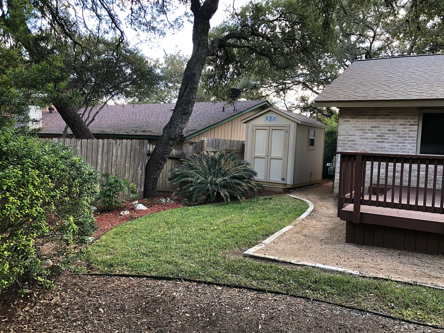 4 bed, 1620 sqft, $2,195 — Photo 2