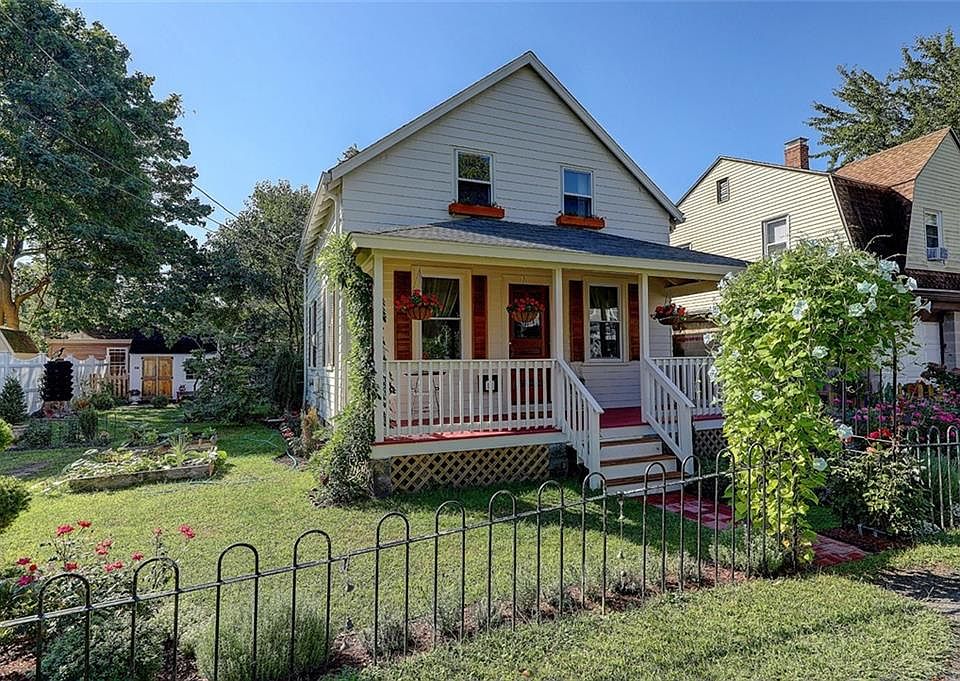 2nd image of 12 Allard St