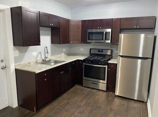 4342 W Washington Blvd APT 8, Chicago, IL 60624