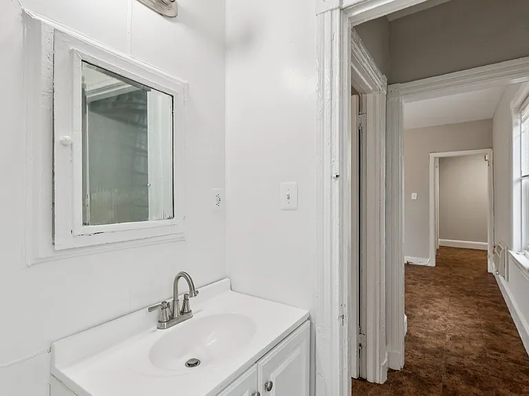 501 N 35th St #3F — Photo 17