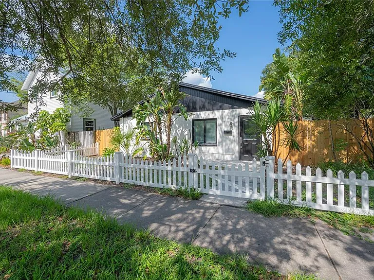 6901 S Fitzgerald St — Photo 3