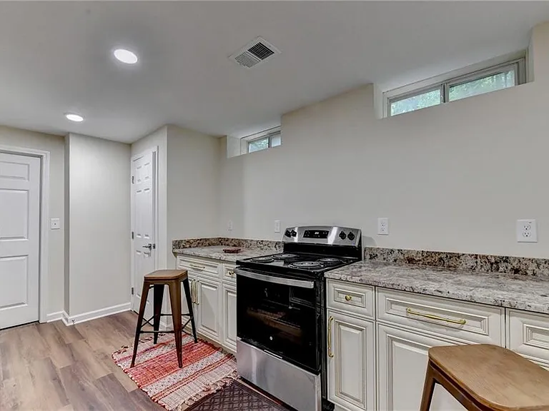 3260 Wood Springs Trce — Photo 22