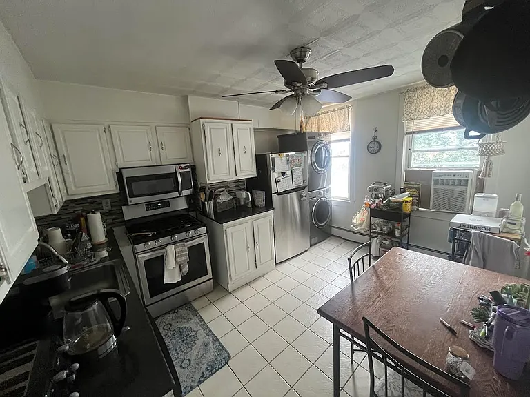 66 Russell St #3 — Photo 24