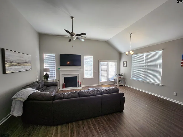 448 Durwin Way — Photo 9