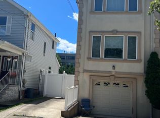 16 Case Ave FLOOR 1, Staten Island, NY 10309