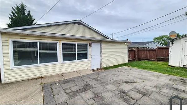 28 Right Wing Dr — Photo 5