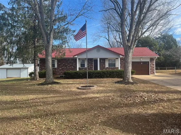 408 Helber Dr, Farmington, MO 63640