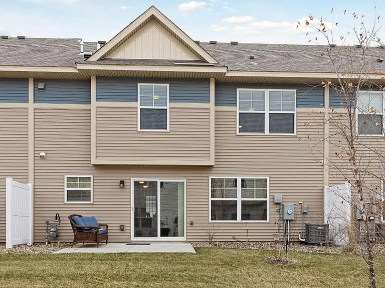 3300 Lakewood Trl — Photo 24