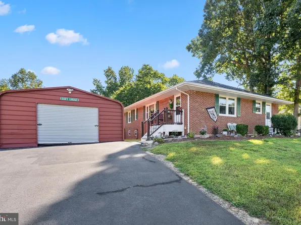 7105 Pullen Dr, Fredericksburg, VA 22407